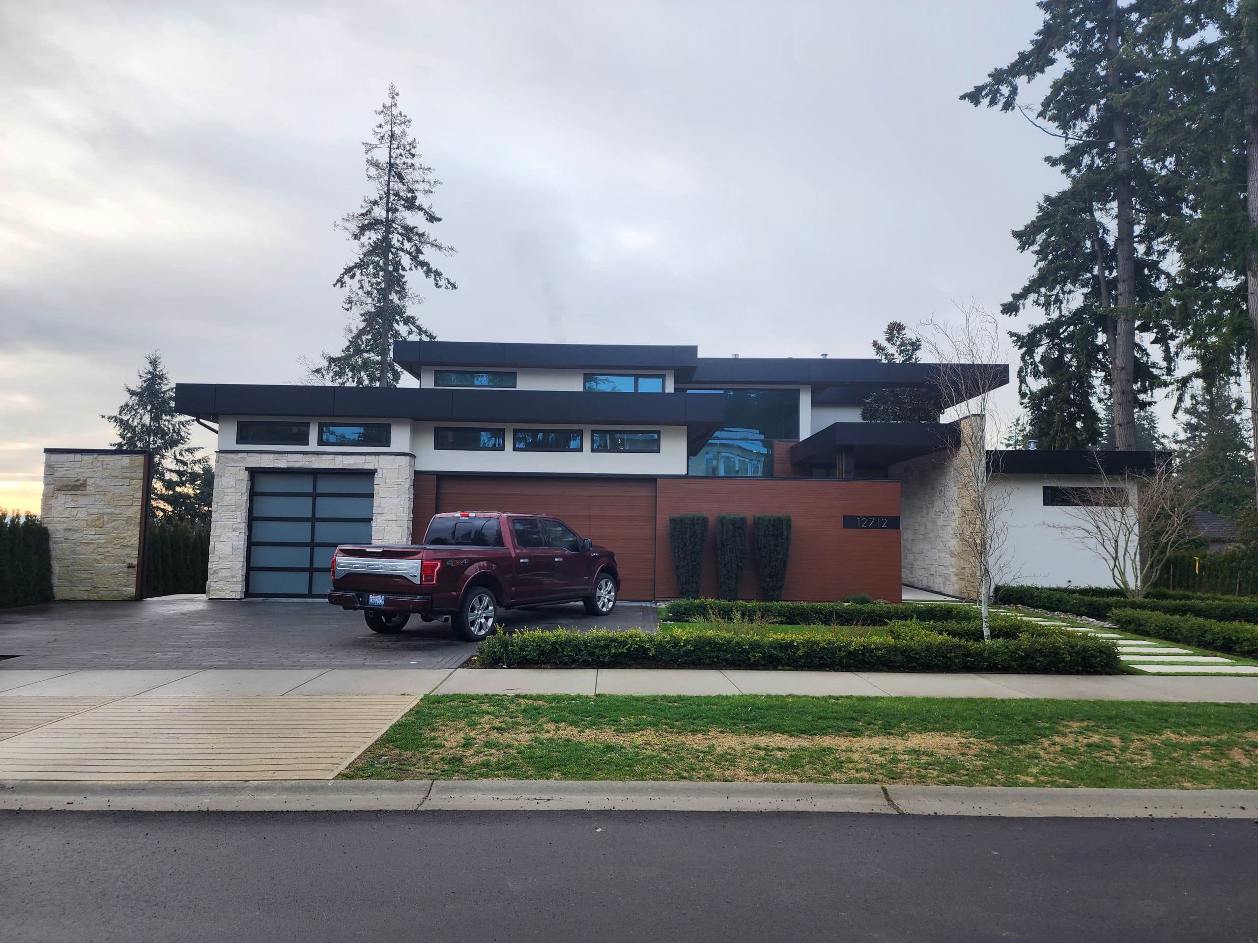 Surrey - 127th St